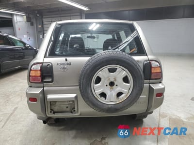 Zdjęcie 6 z 12 samochodu: 2000 TOYOTA RAV4 VIN:JT3GP10V8Y0050351 - miniatura