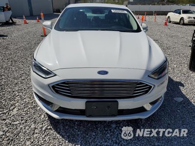Piąte zdjęcie samochodu w środku: 2018 FORD FUSION SE HYBRID VIN:3FA6P0LU3JR172051 - miniatura