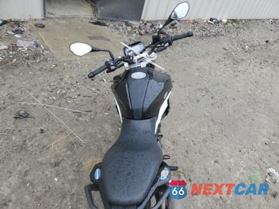 Zdjęcie 6 z 10 samochodu: 2021 BMW G310 R VIN:WB30G430XMRA10574 - miniatura