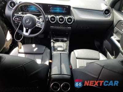 Zdjęcie 8 z 15 samochodu: 2021 MERCEDES-BENZ GLA 250 4MATIC VIN:W1N4N4HB8MJ211505 - miniatura