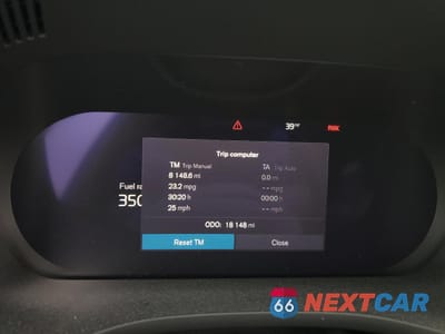 Zdjęcie 9 z 15 samochodu: 2024 VOLVO XC60 PLUS VIN:YV4L12RL7R1730107 - miniatura