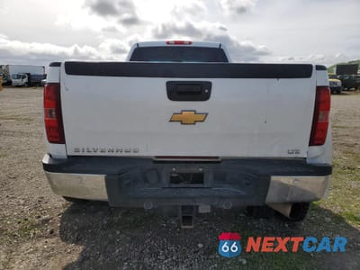 Zdjęcie 6 z 12 samochodu: 2011 CHEVROLET SILVERADO K3500 LTZ VIN:1GC4K1C82BF179659 - miniatura