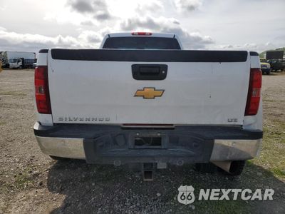 Zdjęcie 6 z 12 samochodu: 2011 CHEVROLET SILVERADO K3500 LTZ VIN:1GC4K1C82BF179659 - miniatura