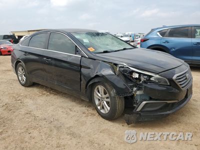 Czwarte zdjęcie samochodu z boku: 2017 HYUNDAI SONATA SE VIN:5NPE24AF3HH554108 - miniatura