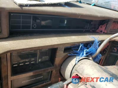 Zdjęcie 9 z 11 samochodu: 1990 CADILLAC DEVILLE VIN:1G6CD1332L4210550 - miniatura