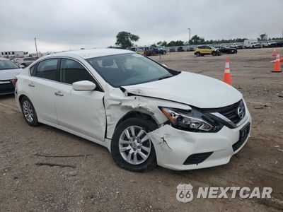 Czwarte zdjęcie samochodu z boku: 2018 NISSAN ALTIMA 2.5 VIN:1N4AL3AP5JC474881 - miniatura