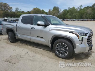 Czwarte zdjęcie samochodu z boku: 2023 TOYOTA TUNDRA CREWMAX LIMITED VIN:5TFJA5DB7PX065195 - miniatura