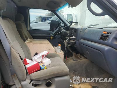Piąte zdjęcie samochodu w środku: 1999 FORD F450 SUPER DUTY SERVICE TRUCK VIN:1FDXF46F8XEC16848 - miniatura