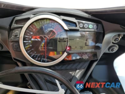Zdjęcie 7 z 10 samochodu: 2023 SUZUKI GSX-R750 VIN:JS1GR7MA2P7100032 - miniatura