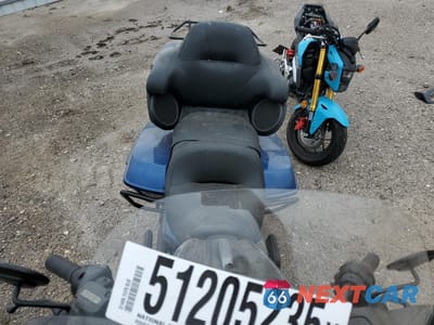 Piąte zdjęcie samochodu w środku: 2022 HARLEY-DAVIDSON FLHTK VIN:1HD1KEF18NB622657 - miniatura