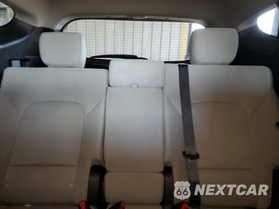 Zdjęcie 10 z 16 samochodu: 2017 HYUNDAI SANTA FE SPORT VIN:5XYZU3LB8HG408200 - miniatura