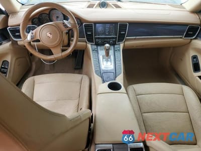 Zdjęcie 8 z 12 samochodu: 2010 PORSCHE PANAMERA S VIN:WP0AB2A76AL063559 - miniatura