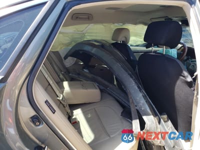 Zdjęcie 10 z 12 samochodu: 2007 HYUNDAI AZERA SE VIN:KMHFC46F67A290190 - miniatura