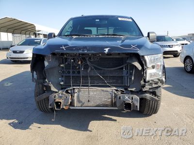 Piąte zdjęcie samochodu w środku: 2017 FORD F150 SUPERCREW VIN:1FTEW1CP8HKD40516 - miniatura