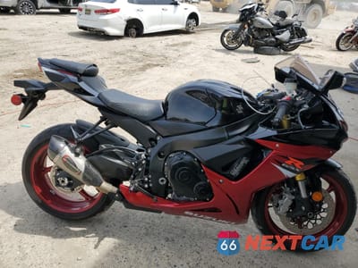 2018 SUZUKI GSX-R750 JS1GR7MA8J2101450 - główne zdjęcie licytacji z USA - miniatura