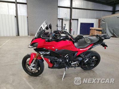 Trzecie zdjęcie samochodu z tyłu: 2022 BMW S 1000 XR VIN:WB10E4304N6E94985 - miniatura