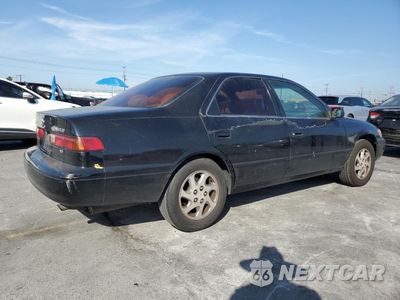 Trzecie zdjęcie samochodu z tyłu: 1997 TOYOTA CAMRY CE VIN:4T1BF22K2VU901285 - miniatura