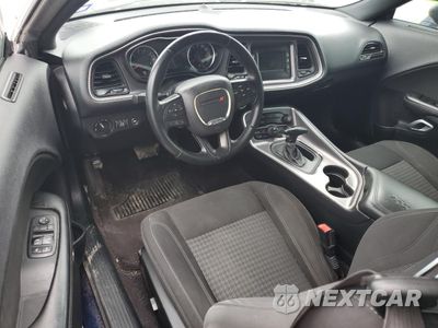 Zdjęcie 8 z 14 samochodu: 2017 DODGE CHALLENGER SXT VIN:2C3CDZAG1HH502903 - miniatura