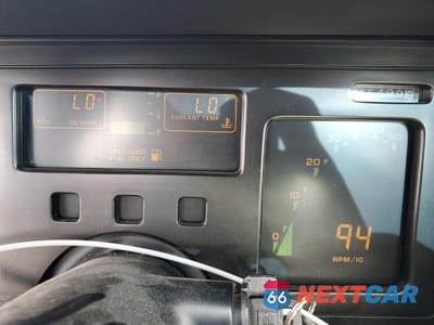 Zdjęcie 9 z 15 samochodu: 1985 CHEVROLET CORVETTE VIN:1G1YY0781F5128808 - miniatura