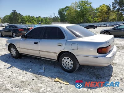 Drugie zdjęcie samochodu z przodu: 1995 TOYOTA CAMRY LE VIN:4T1SK12E1SU492613 - miniatura