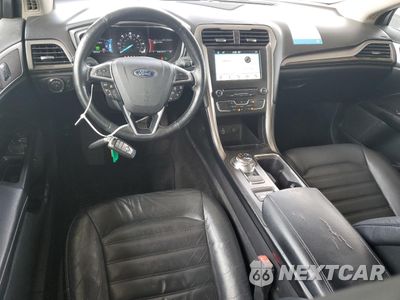 Zdjęcie 8 z 12 samochodu: 2017 FORD FUSION SE HYBRID VIN:3FA6P0LU0HR409475 - miniatura