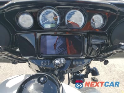 Zdjęcie 7 z 9 samochodu: 2024 HARLEY-DAVIDSON FLHTK VIN:1HD1KEF1XRB650126 - miniatura