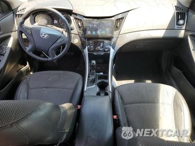 Zdjęcie 15 z 24 samochodu: 2011 HYUNDAI SONATA SE VIN:5NPEC4AC8BH068095 - miniatura