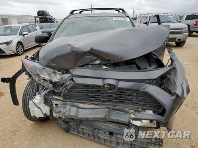 Piąte zdjęcie samochodu w środku: 2020 TOYOTA RAV4 LE VIN:2T3H1RFV8LW076637 - miniatura