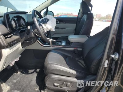 Zdjęcie 7 z 17 samochodu: 2022 KIA CARNIVAL EX VIN:KNDNC5H38N6096327 - miniatura