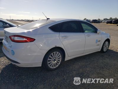 Trzecie zdjęcie samochodu z tyłu: 2016 FORD FUSION SE HYBRID VIN:3FA6P0LU1GR208344 - miniatura