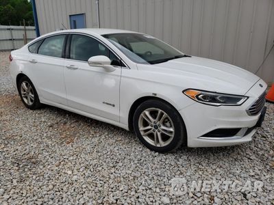 Czwarte zdjęcie samochodu z boku: 2018 FORD FUSION SE HYBRID VIN:3FA6P0LU7JR171758 - miniatura
