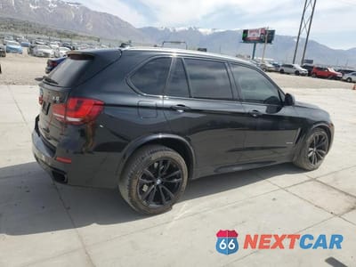 Trzecie zdjęcie samochodu z tyłu: 2017 BMW X5 XDRIVE50I VIN:5UXKR6C30H0J85331 - miniatura