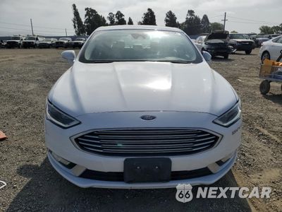 Piąte zdjęcie samochodu w środku: 2017 FORD FUSION SE HYBRID VIN:3FA6P0LU0HR409444 - miniatura