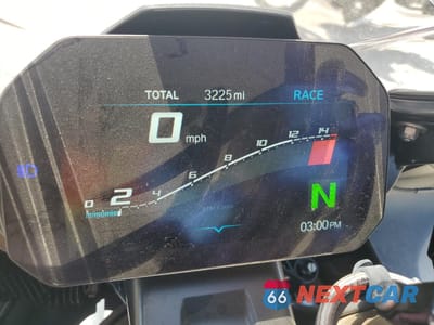 Zdjęcie 7 z 10 samochodu: 2020 BMW S 1000 RR VIN:WB10E2308L6D06079 - miniatura