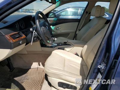 Zdjęcie 7 z 13 samochodu: 2008 BMW 528 XI VIN:WBANV13578CZ51744 - miniatura