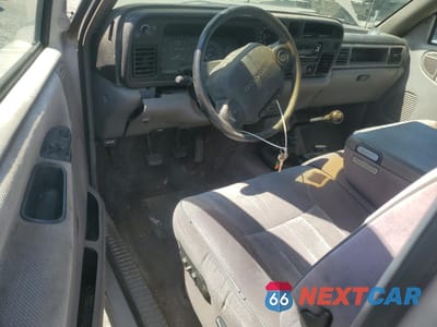 Zdjęcie 8 z 16 samochodu: 1995 DODGE RAM 3500 VIN:3B7MC33C5SM111627 - miniatura