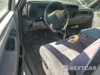 Zdjęcie 8 z 16 samochodu: 1995 DODGE RAM 3500 VIN:3B7MC33C5SM111627 - miniatura
