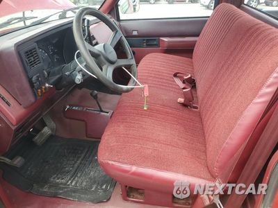 Zdjęcie 7 z 12 samochodu: 1988 CHEVROLET GMT-400 K1500 VIN:1GCDK14K7JZ164436 - miniatura