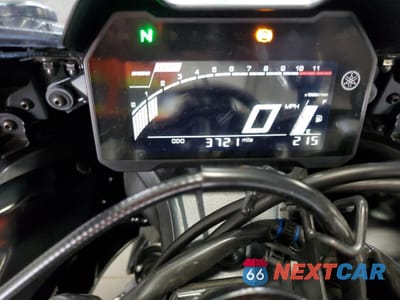 Zdjęcie 7 z 12 samochodu: 2022 YAMAHA YZFR7 VIN:JYARM38E5NA001977 - miniatura