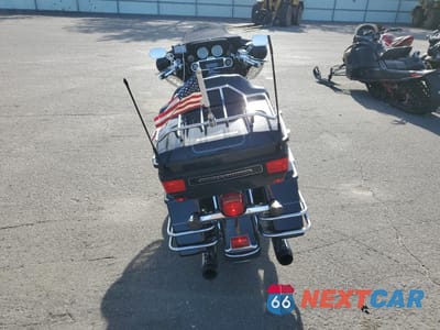 Czwarte zdjęcie samochodu z boku: 2007 HARLEY-DAVIDSON FLHTCUI VIN:1HD1FC4137Y695804 - miniatura