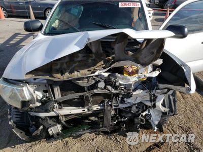 Zdjęcie 11 z 12 samochodu: 2015 TOYOTA TACOMA DOUBLE CAB VIN:3TMLU4EN3FM194963 - miniatura