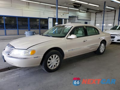 1999 LINCOLN CONTINENTAL 1LNHM97V9XY667718 - główne zdjęcie licytacji z USA - miniatura