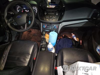 Zdjęcie 8 z 13 samochodu: 2017 FORD ESCAPE SE VIN:1FMCU0GD2HUB44532 - miniatura