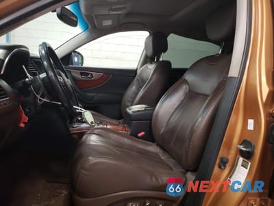 Zdjęcie 7 z 13 samochodu: 2009 INFINITI FX35 VIN:JNRAS18W69M152576 - miniatura