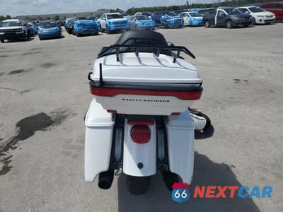 Czwarte zdjęcie samochodu z boku: 2024 HARLEY-DAVIDSON FLHTK VIN:1HD1KEF1XRB650126 - miniatura