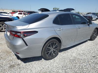 Trzecie zdjęcie samochodu z tyłu: 2024 TOYOTA CAMRY SE NIGHT SHADE VIN:4T1T11AK2RU899493 - miniatura
