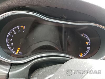 Zdjęcie 9 z 13 samochodu: 2021 JEEP GRAND CHEROKEE LAREDO VIN:1C4RJFAG8MC827879 - miniatura