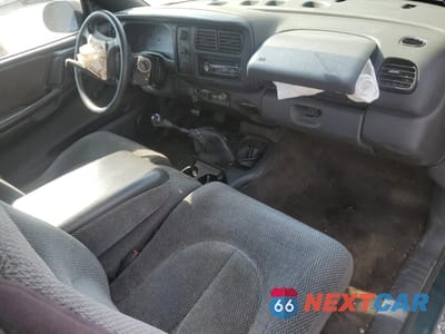 Zdjęcie 8 z 14 samochodu: 1999 DODGE DAKOTA VIN:1B7FL26X0XS263086 - miniatura