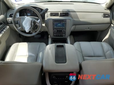Zdjęcie 8 z 12 samochodu: 2011 CHEVROLET AVALANCHE LT VIN:3GNTKFE35BG280663 - miniatura
