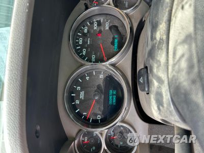 Zdjęcie 8 z 10 samochodu: 2011 CHEVROLET SILVERADO K3500 VIN:1GB3KZCL0BF203928 - miniatura